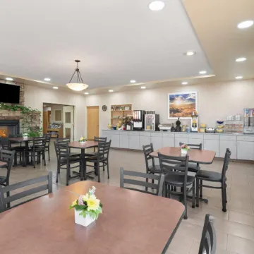 Days Inn by Wyndham Chino Valley Отели в г. Явапаи