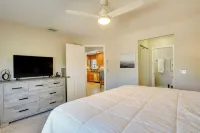 Punta Gorda Oasis w/ Saltwater Pool + Gas Grill! - parking