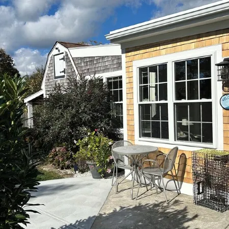 Cozy, clean, relaxing beach cottage awaits you!!