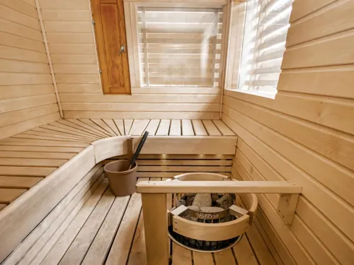 Puolukka 2 Hotels in Lovisa