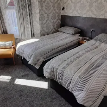 Brooke House Отели в г. Шанклин