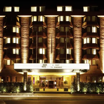 Pentahotel Reading Hotels near Reading Station