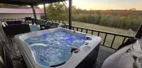 Lakefront Escape with Hot Tub