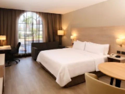 Holiday Inn Express MONTERREY GALERIAS-SN JERONIMO by IHG Hotels near Obispado Museum