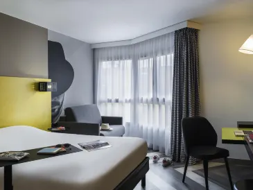 Ibis Styles Nice Vieux-Port