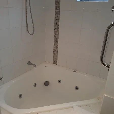 Adamsons Riverside Accommodation