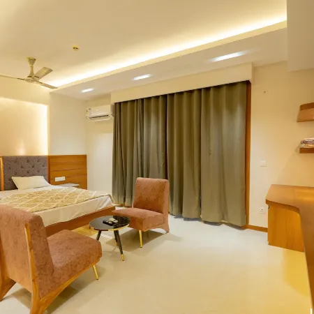 Onlystay DLF My Pad Gomti Nagar Suites