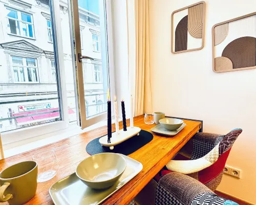 Comfortable Room Near Kaufpark Alterlaa Hotels near 23. Liesing