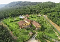 Agriturismo la Valle di Vico Các khách sạn ở Punta del Lago