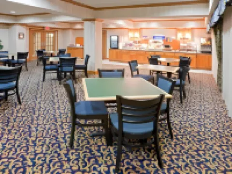 Quality Inn & Suites Hotels in Lubbock