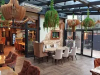 Wood House Hotel