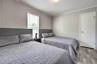 Cassopolis Escape, Near Stevens Memorial Park - Wifi