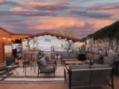 尋蹤者旅館 圖姆斯頓酒店