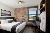 Lightwell Hotel & Spa Hotels in Hood River