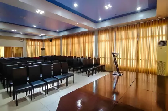 Cebu Capitol Central Hotel & Suites powered by Cocotel