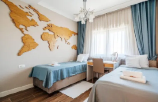 Lustica Apartments Central