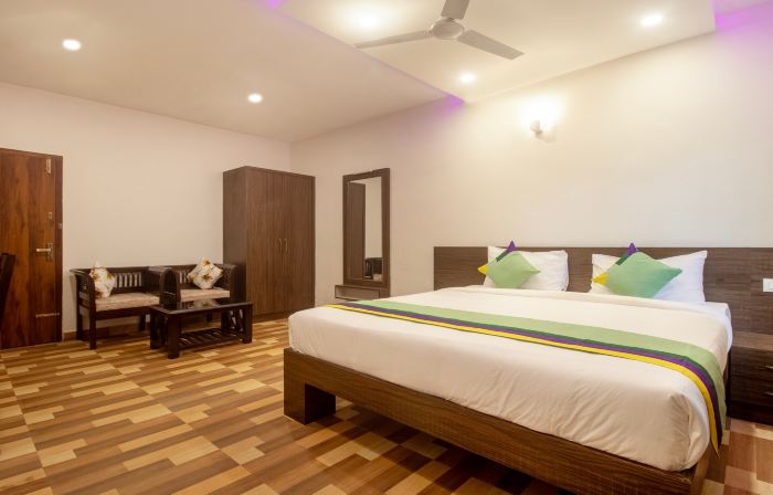 Treebo Elite Plaza, 700 Mtrs from Madikeri Fort