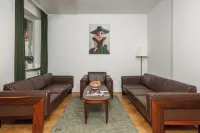 Lumina apartment for family in center Warsaw