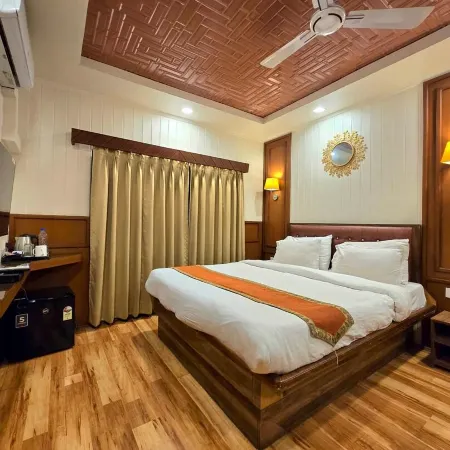 Walisons Hotel Отели в г. Шринагар