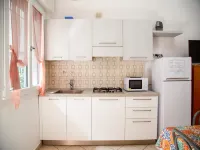 Great accommodation with a lovely patio