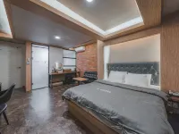 Hotel V チェミジョン周辺のホテル