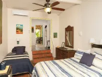 Trade Winds Restaurant & Guesthouse Hotels in Vieques