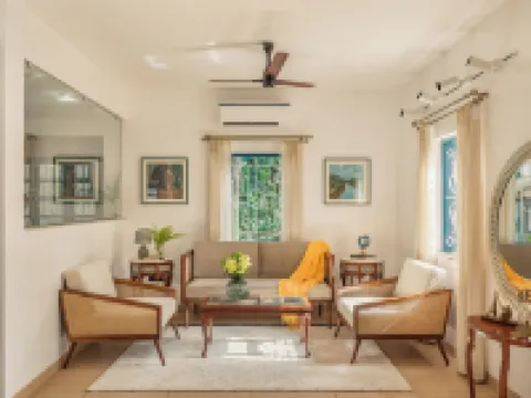 Sanctuary by RÊVE Escapes - Premium 3 BHK Villa Near Morjim Beach Hotels in Solim