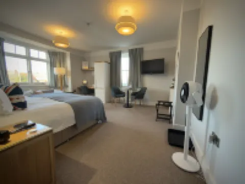 The Ship Inn Hotels in North Norfolk District