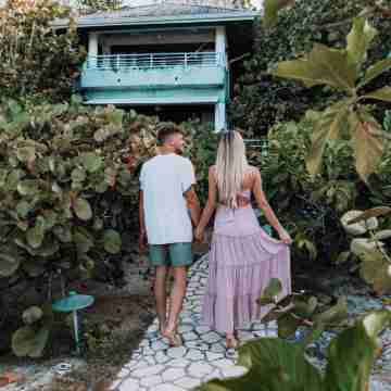 Idle Awhile Cliffs Hotel Exterior