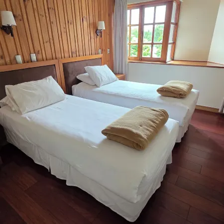 Hotel Costanera - Caja Los Andes