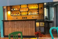 La Vista EcoHouse - bar