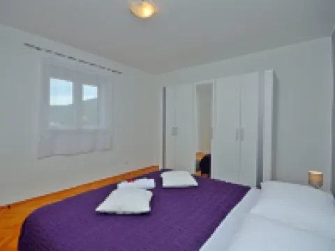 Apartment Canaria Hotels in Vinisce