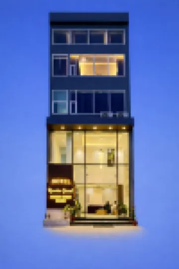 โรงแรม เรเวลอน แกรนด์