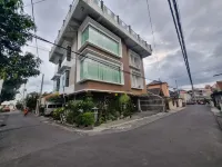 Omah Kawung Homestay Syariah Hotels near SEVENDAYS HQ