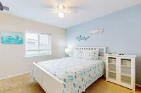 Ocean-view Townhome With Balcony & W/D - Walk to Beach - Dog-friendly - balcony