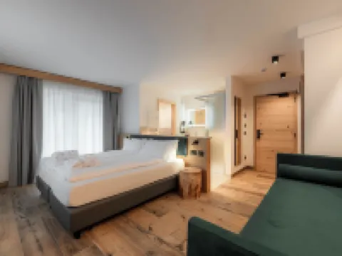 Spires Hotel Hotels in Penia