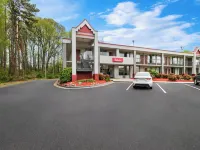 Days Inn by Wyndham Charlotte Airport North Отели в г. Мекленберг