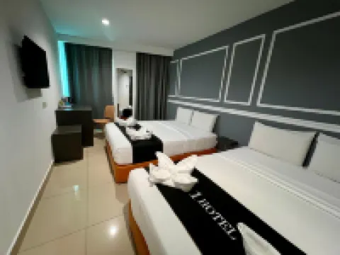 1 Hotel Mahkota Cheras