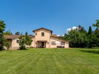 Apartment in Laterina with garden - Homestays