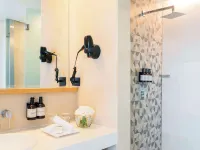 NH Collection Airport T2 Hotels near Mexico City International Airport