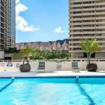 Artsy 32nd Floor Condo with Modern Furnishings & Gorgeous Ocean Views Condo