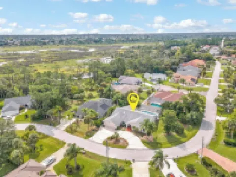 Standalone Hot Tub, Heated Salt Pool & Game Room