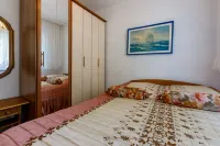 Apartments Ninic - Homestays