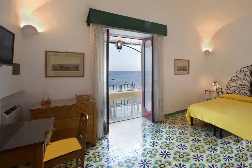 La Caravella di Positano - Relais & Beach - Airport Shuttle