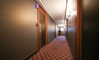 Jeongseon Land Hotel