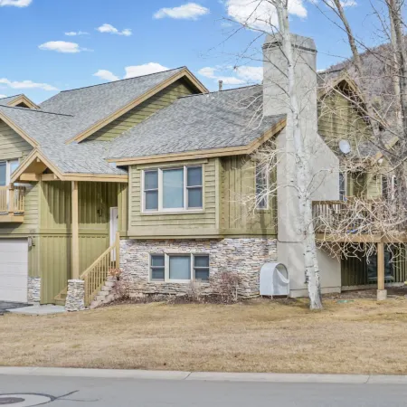 Spacious Park City Retreat With a Private Hot Tub