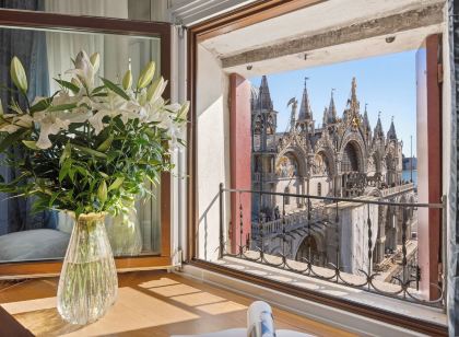 Canaletto Luxury Suites - San Marco Luxury