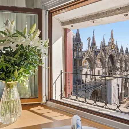 Canaletto Luxury Suites - San Marco Luxury