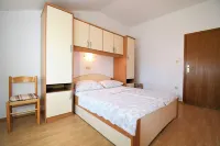 Apartments Mirjana V - 3 tähden