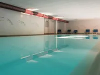 スポーツホテル クルツラス セナーレスのホテル